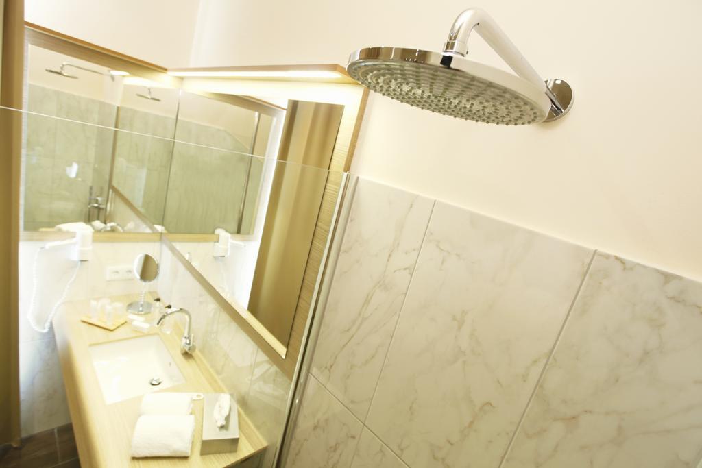 Hotel Villa Will Altwarmbuchen Room photo